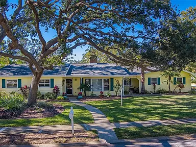 Twin Oaks Coastal Luxury
